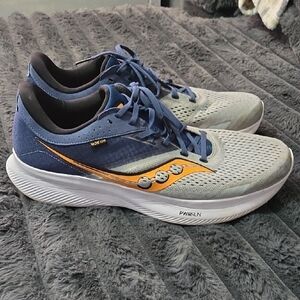 Saucony Gray and Blue Ride 16 Power Run